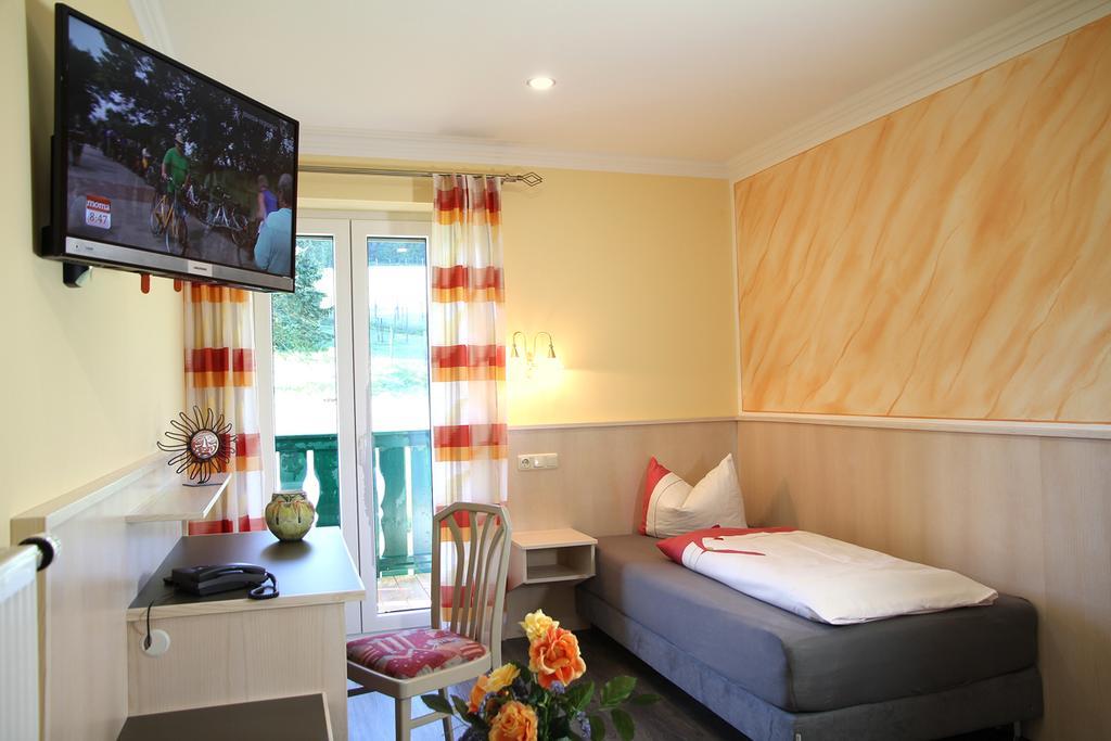 Gasthof-Hotel Dilger Rattenberg Dış mekan fotoğraf